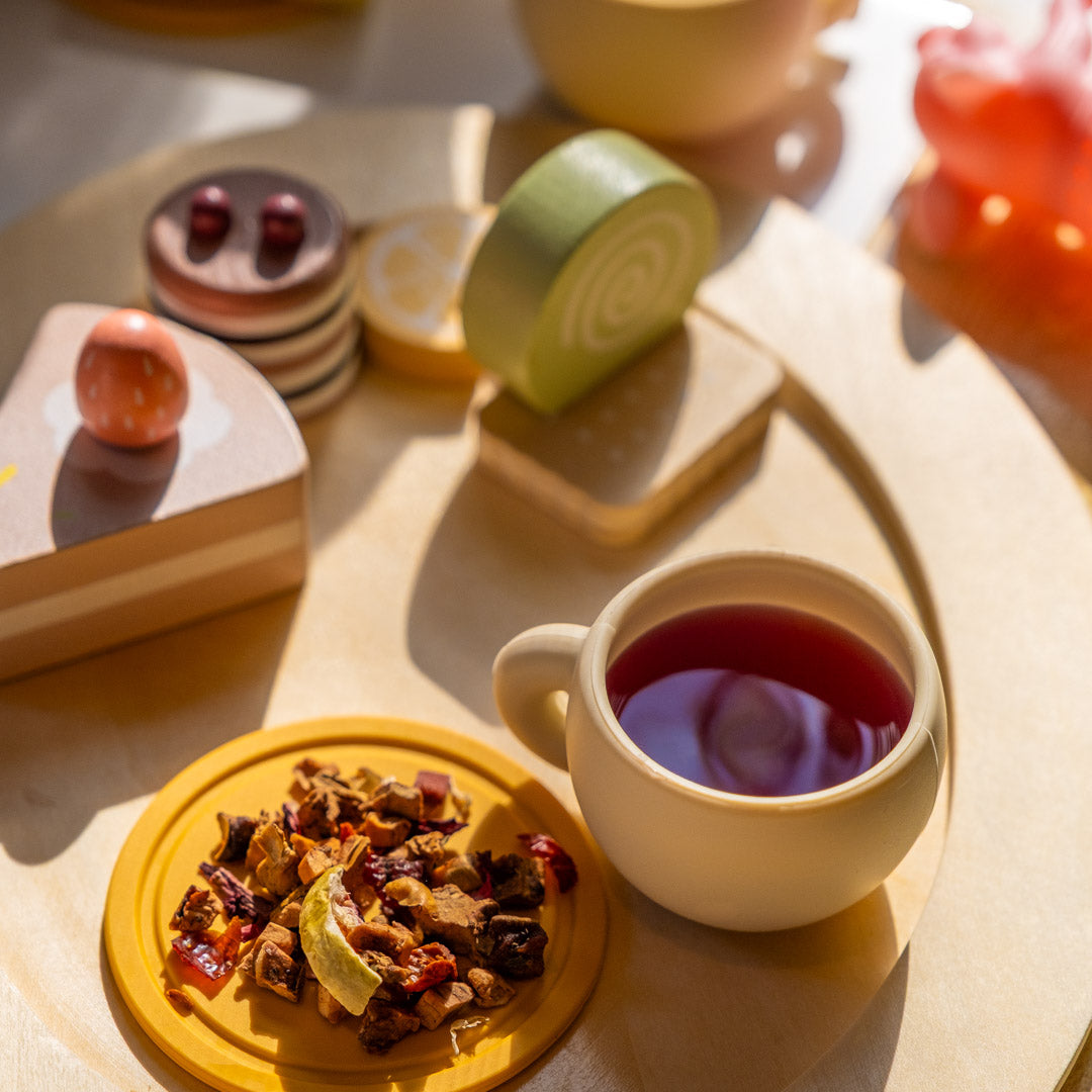 Blueberry Yogurt Herbal Tea loose leaf and brewed cup