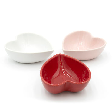 Heart Bowl Set Facing in Circle