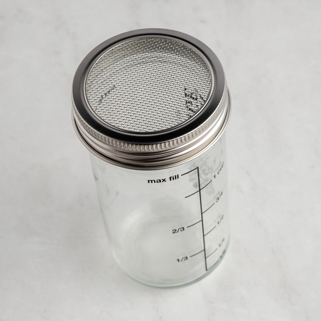 Straining Jar Shake Strain & Pour Jar – The Spice & Tea Exchange
