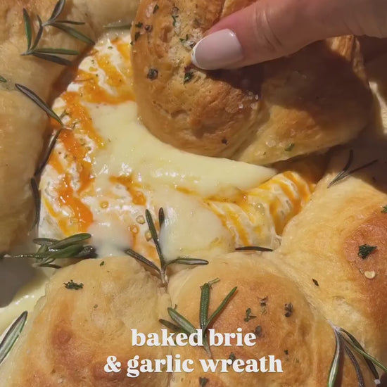 Baked Brie and Garlic Wreath Video